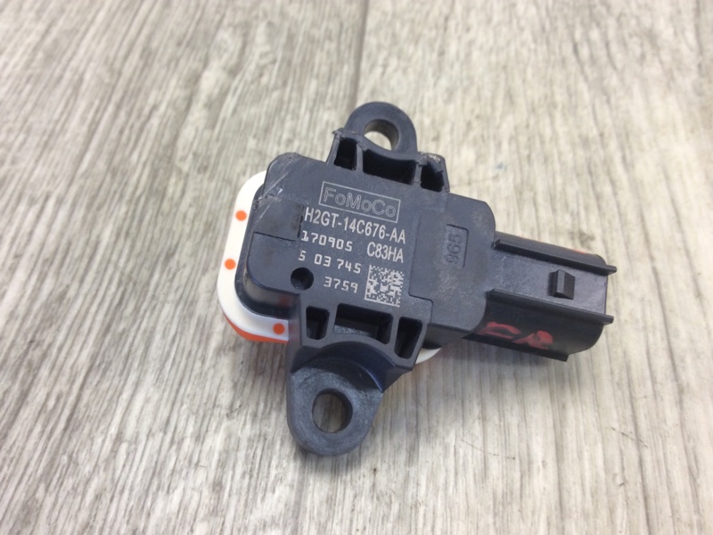 Датчик удара передний левый ESCAPE 12-19 2018 TM2 2.5 T25HDEX