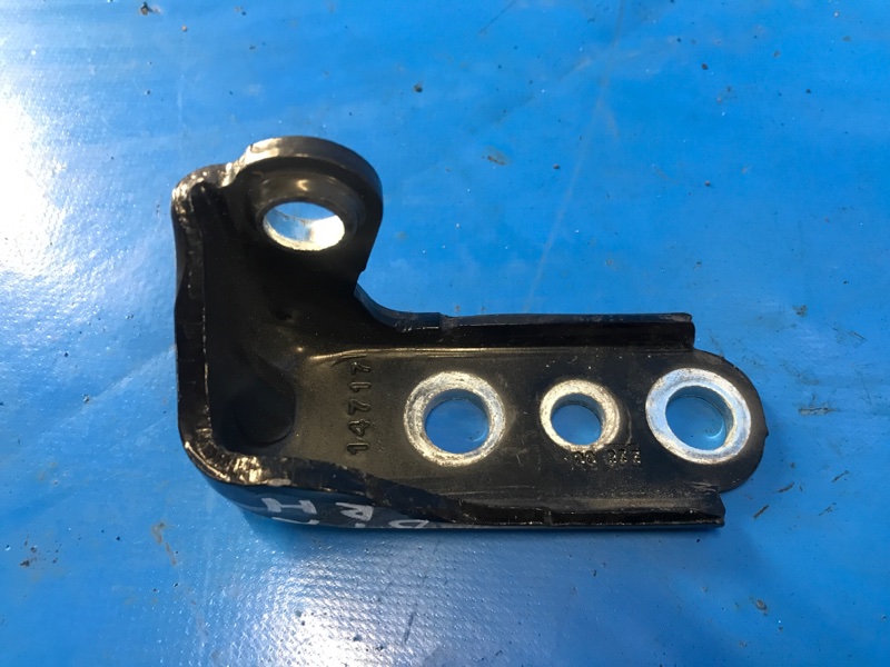 Петля двери верхняя передняя правая LINCOLN MKZ 13-20 2017 C20HDTX 2.0L EcoBoost BB5Z-7822800-C Б/У