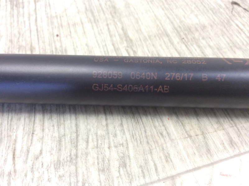 Амортизатор двери багажника левый ESCAPE 12-19 2018 TM2 2.5 T25HDEX