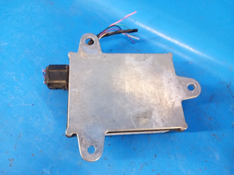 Блок электронный PRIUS 16- 2016 1.8 2ZRFXE