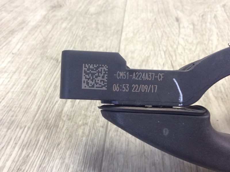 Ручка двери наружная задняя левая ESCAPE 12-19 2018 TM2 2.5 T25HDEX