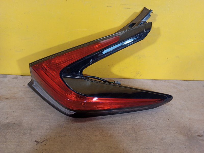 Фонарь наружный правый NISSAN LEAF 18-