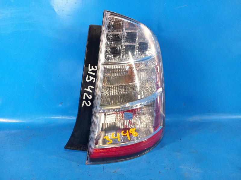 Фонарь наружный правый TOYOTA PRIUS - 20 03-11 2006 1NZ-FXE 1.5L 81551-47100 Б/У