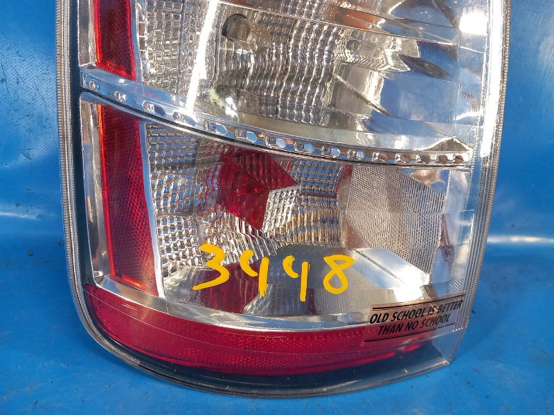 Фонарь наружный левый TOYOTA PRIUS - 20 03-11 1NZ-FXE 1.5L Фонарь наружный левый TOYOTA PRIUS - 20 03-11 1NZ-FXE 1.5L