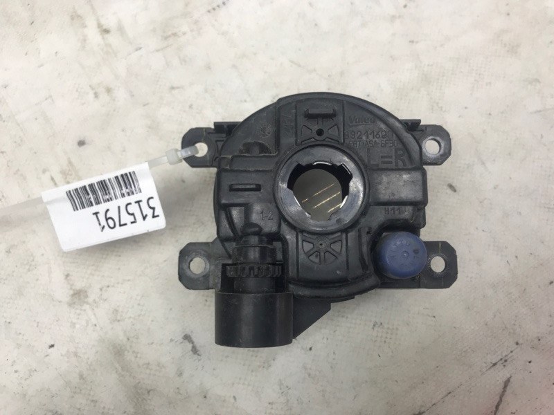 Противотуманная фара LEAF 10-17 Противотуманная фара LEAF 10-17