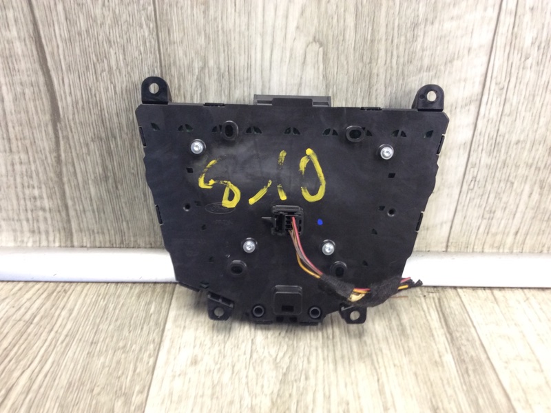 Блок управления мультимедиа ESCAPE 12-19 2018 TM2 2.5 T25HDEX