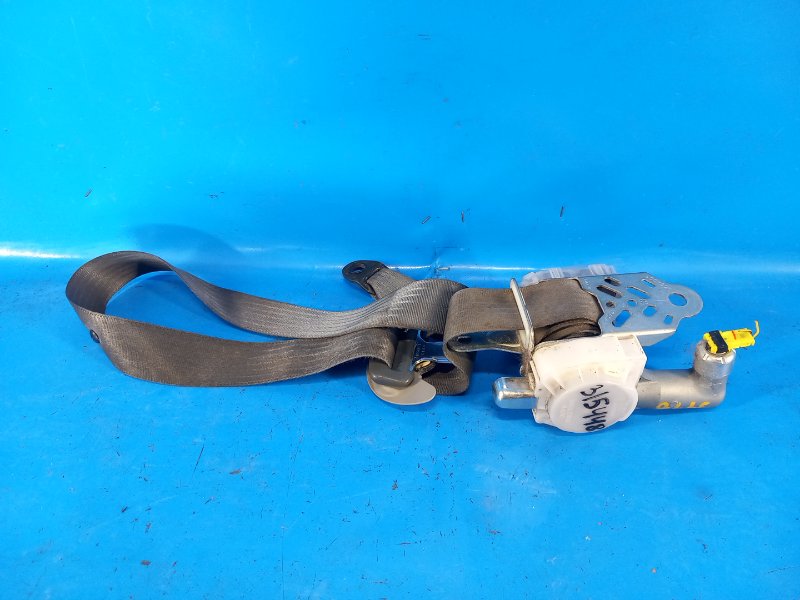 Запчасть ремень безопасности передний левый TOYOTA PRIUS - 20 03-11 2006 1NZ-FXE 1.5L 7322047051B0 Б/У Ремень безопасности передний левый TOYOTA PRIUS - 20 03-11 2006 1NZ-FXE 1.5L 7322047051B0 Б/У