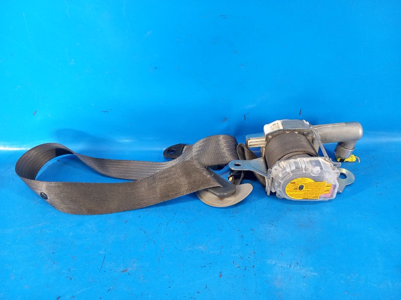 Ремень безопасности передний левый PRIUS - 20 03-11 2006 1NZ-FXE 1.5L Ремень безопасности передний левый PRIUS - 20 03-11 2006 1NZ-FXE 1.5L