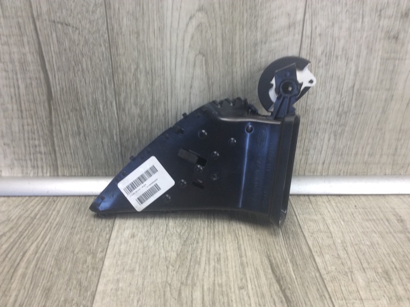 Дефлектор воздушный левый ESCAPE 12-19 2018 TM2 2.5 T25HDEX