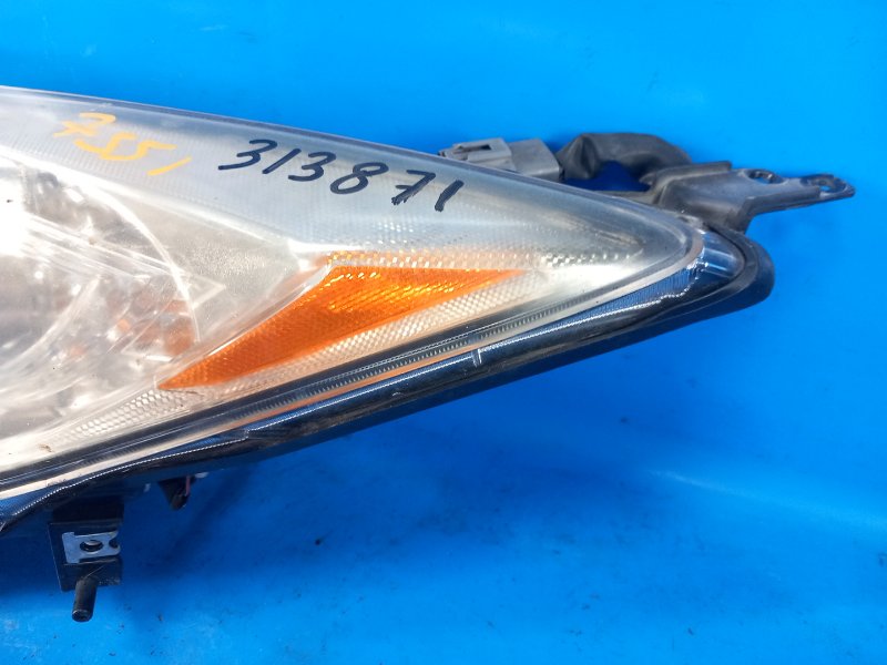 Фара левая 3 BL 09-13 2009 2.5 L (L5-VE)