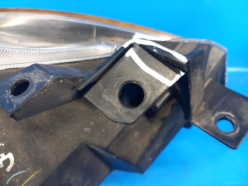 Фара левая 3 BL 09-13 2009 2.5 L (L5-VE)