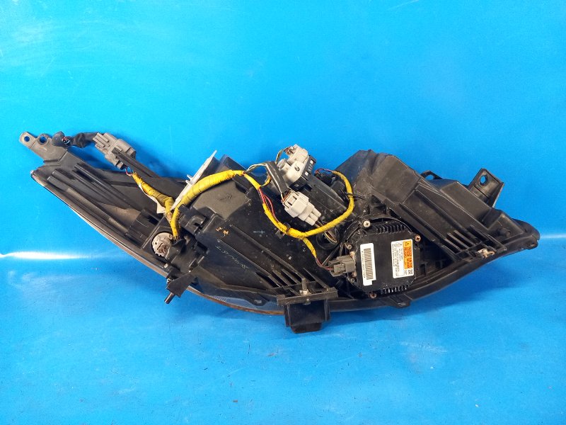 Фара левая 3 BL 09-13 2009 2.5 L (L5-VE)