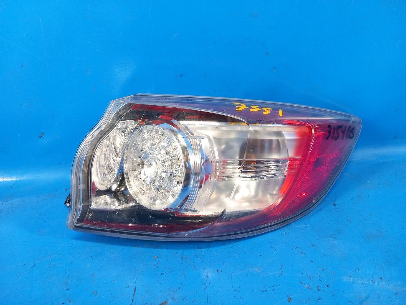 Фонарь наружный правый MAZDA 3 BL 09-13 2009 2.5 L (L5-VE) BBN8-51-150C Б/У