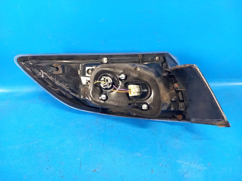 Фонарь наружный правый 3 BL 09-13 2009 2.5 L (L5-VE)