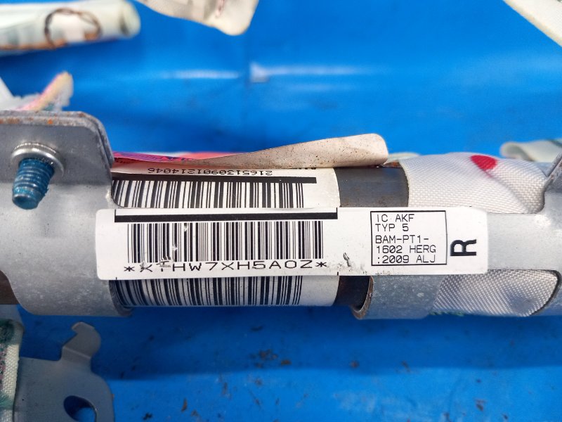 Подушка безопасности (штора) правая 3 BL 09-13 2009 2.5 L (L5-VE)