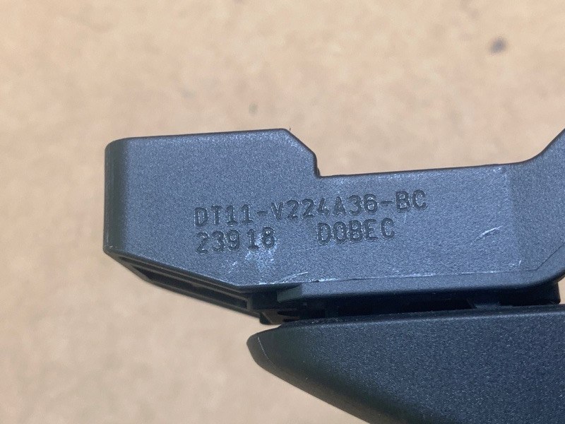 Ручка двери наружная передняя правая FORD TRANSIT CONNECT 13-24 2.0 C20HDEX Ручка двери наружная передняя правая FORD TRANSIT CONNECT 13-24 2.0 C20HDEX