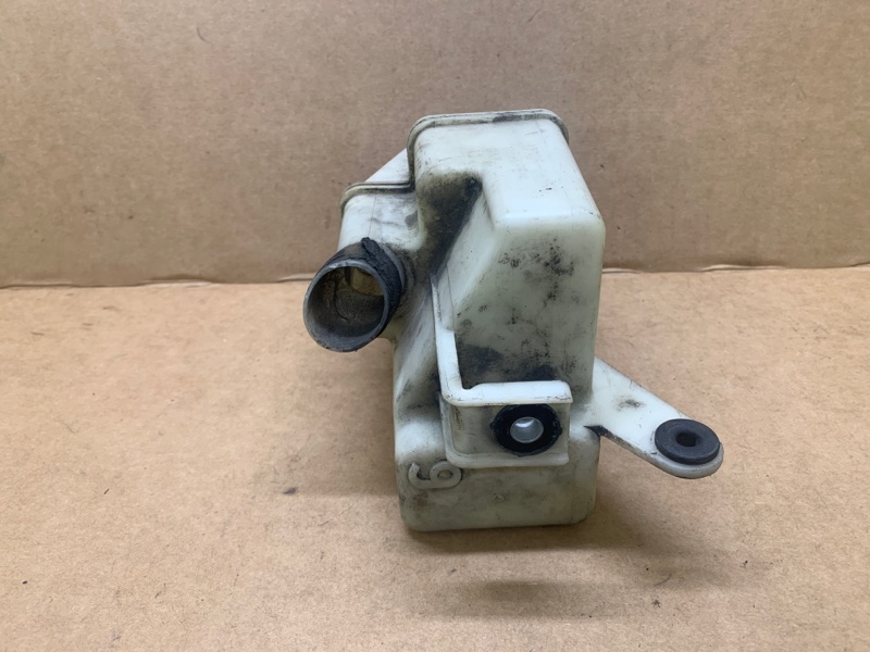 Резонатор воздушного фильтра SOLARA 03-09 2004 3.3 3MZFE