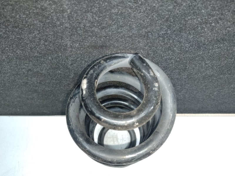 Пружина задней подвески X-TRAIL/ROGUE T32 13-20 2015 2.5 QR25DE