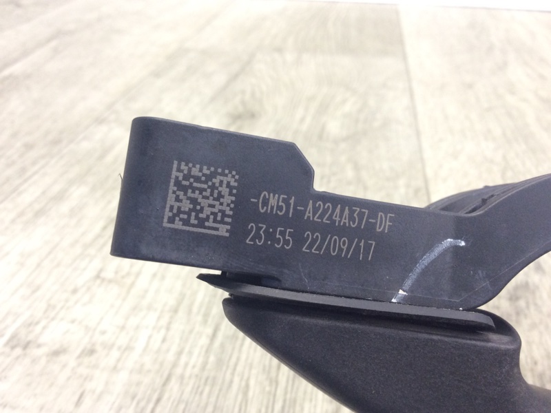 Ручка двери наружная передняя левая ESCAPE 12-19 2018 TM2 2.5 T25HDEX