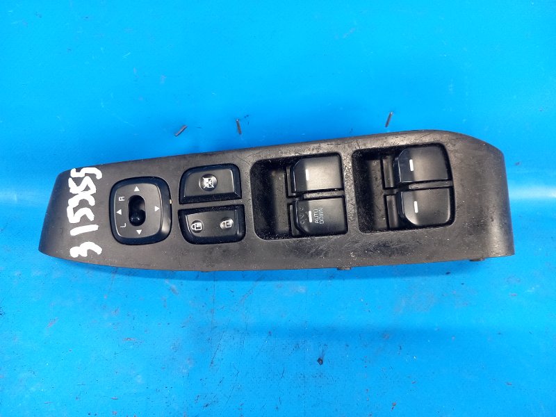 Блок управления стеклоподъемниками передний левый KIA SOUL PS 13-19 2016 1.6 G4FD 93570B2010CA Б/У