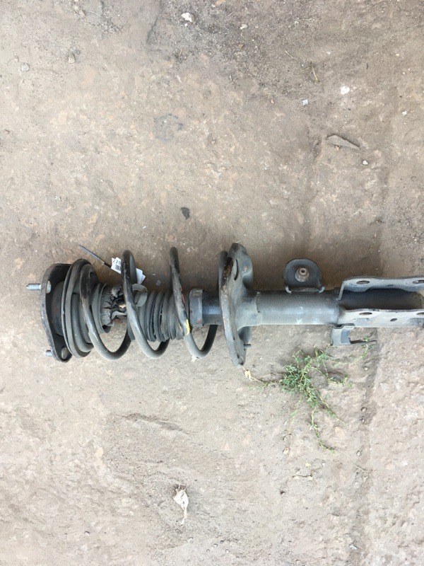 Амортизатор передний правый PRIUS - 30 09-17 Амортизатор передний правый PRIUS - 30 09-17