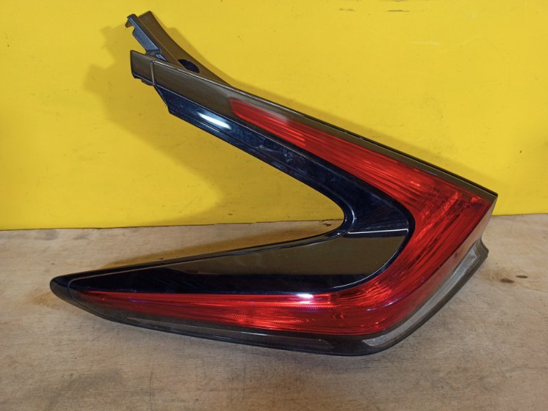 Фонарь наружный левый NISSAN LEAF 18-