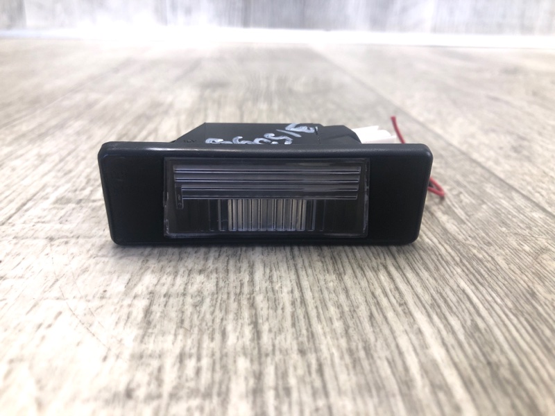 Подсветка номера NISSAN QASHQAI/ROGUE SPORT 14- 2020 J11 2.0L MR20DD 26510-8990A Б/У