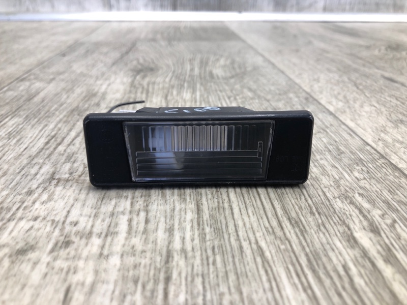 Подсветка номера NISSAN QASHQAI/ROGUE SPORT 14- 2020 J11 2.0L MR20DD 26510-8990A Б/У