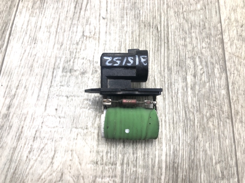 Резистор вентилятора радиатора NISSAN QASHQAI/ROGUE SPORT 14- 2020 J11 2.0L MR20DD 21493-4EA0A Б/У