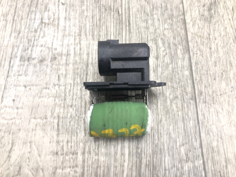 Резистор вентилятора радиатора QASHQAI/ROGUE SPORT 14- 2020 J11 2.0L MR20DD