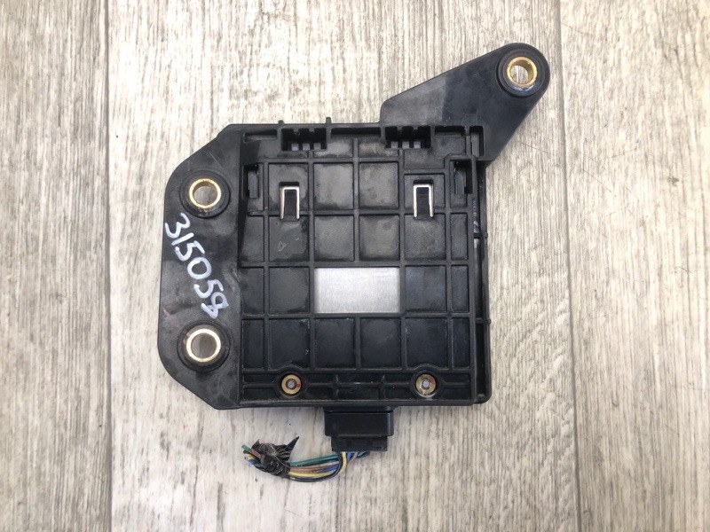 Датчик слепых зон правый QASHQAI/ROGUE SPORT 14- 2020 J11 2.0L MR20DD