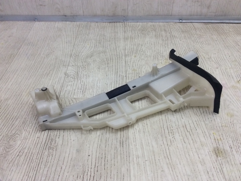 Направляющая стекла двери задняя правая ESCAPE 12-19 2018 TM2 2.5 T25HDEX