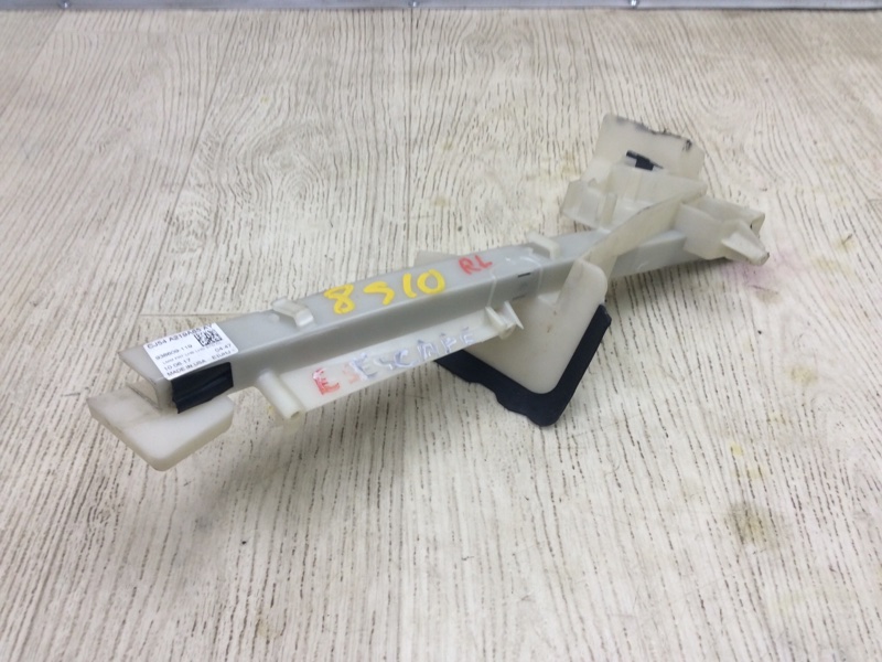 Направляющая стекла двери передняя левая FORD ESCAPE 12-19 2018 TM2 2.5 T25HDEX CJ5Z-7843351-A Б/У