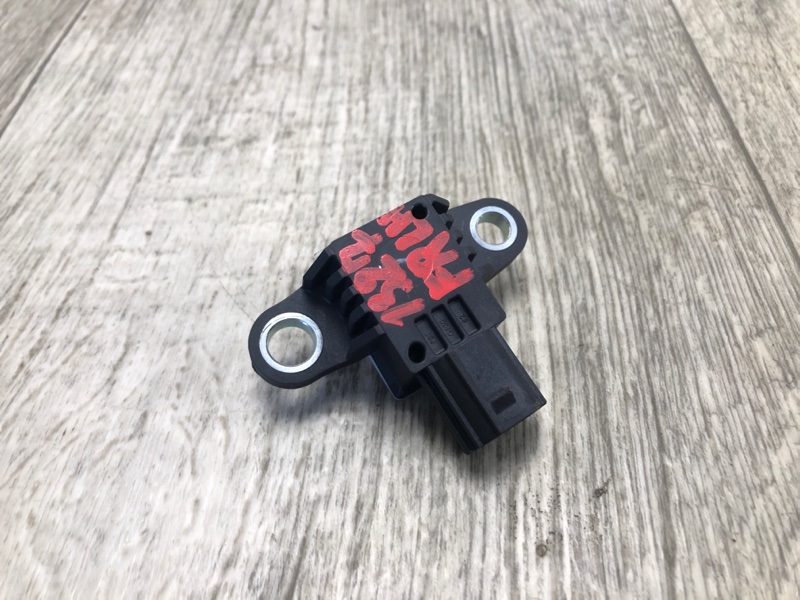 Датчик удара передний левый NISSAN QASHQAI/ROGUE SPORT 14- 2020 J11 2.0L MR20DD K8836-3TA8B Б/У