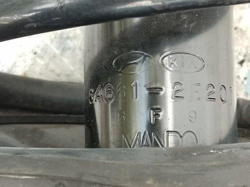 Амортизатор передний правый HYUNDAI TUCSON 04-10 2.7 G6BA