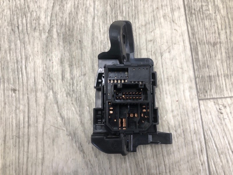 Блок управления зеркалами NISSAN QASHQAI/ROGUE SPORT 14- J11 2.0L MR20DD