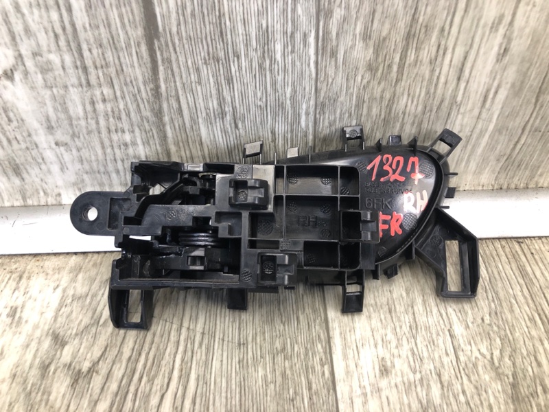 Ручка двери внутренняя передняя правая QASHQAI/ROGUE SPORT 14- 2020 J11 2.0L MR20DD Ручка двери внутренняя передняя правая QASHQAI/ROGUE SPORT 14- 2020 J11 2.0L MR20DD