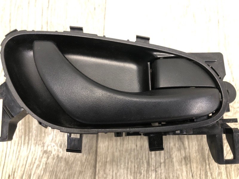 Ручка двери внутренняя задняя правая QASHQAI/ROGUE SPORT 14- 2020 J11 2.0L MR20DD