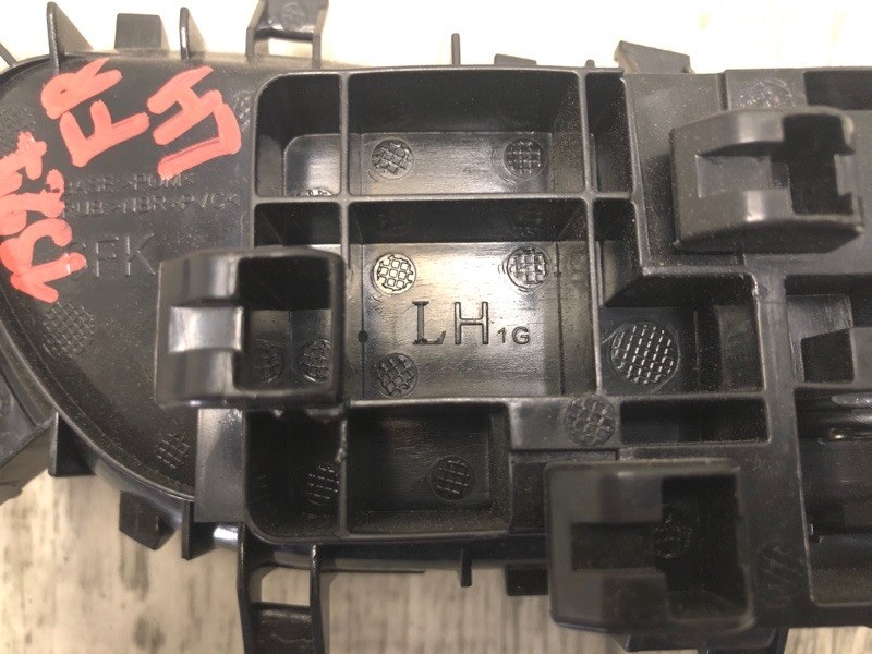 Ручка двери внутренняя передняя левая QASHQAI/ROGUE SPORT 14- 2020 J11 2.0L MR20DD