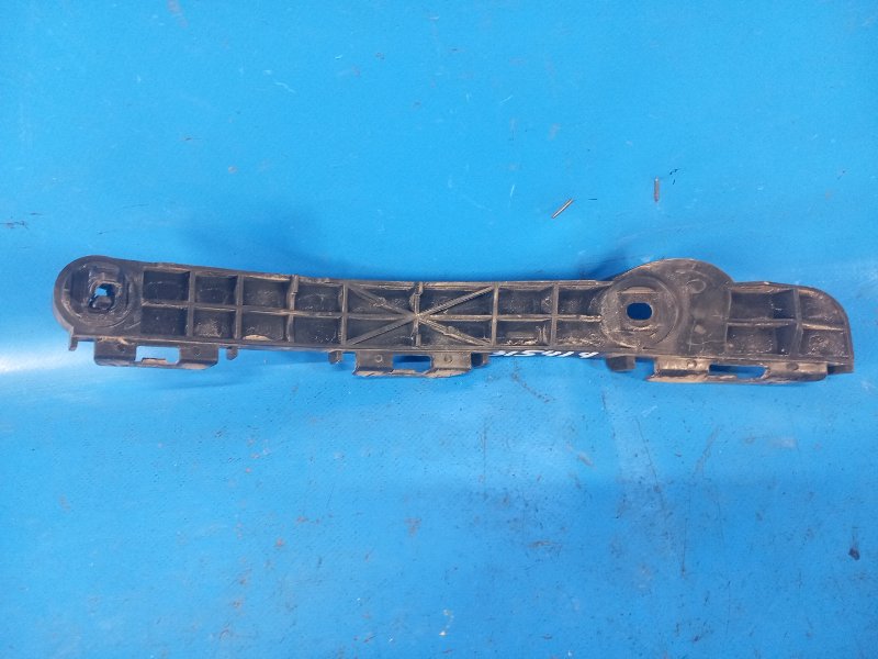 Кронштейн заднего бампера левый IS250/350 05-13 2009 GSE21L 3.5 2GR-FSE