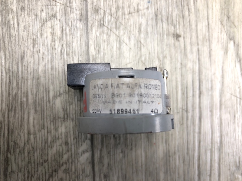 Динамик 500L (330) 12-17 2013 HATCHBACK 1.4 16V TURBO