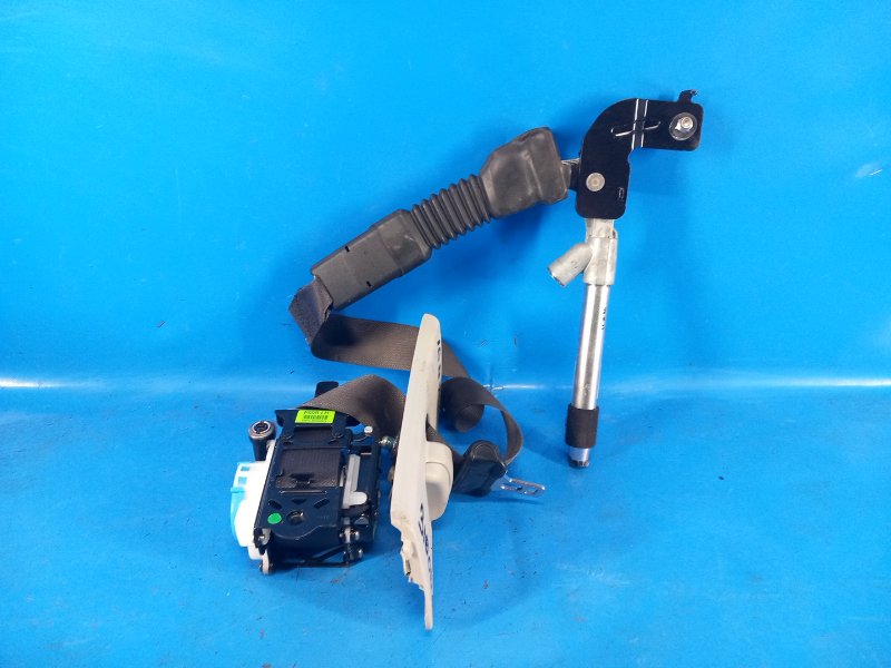 Запчасть ремень безопасности передний левый KIA SOUL PS 13-19 2016 1.6 G4FD 88810B2500BF3 Б/У Ремень безопасности передний левый KIA SOUL PS 13-19 2016 1.6 G4FD 88810B2500BF3 Б/У