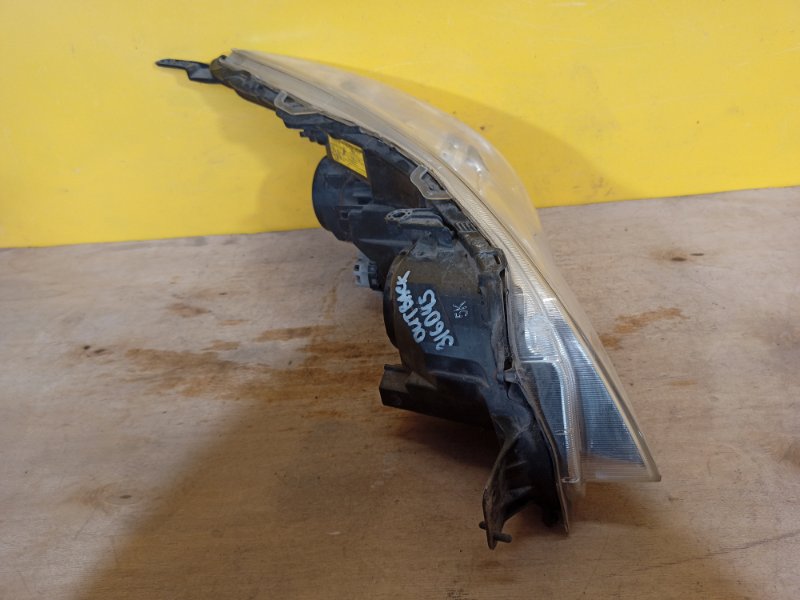 Фара левая OUTBACK 09-14 BR