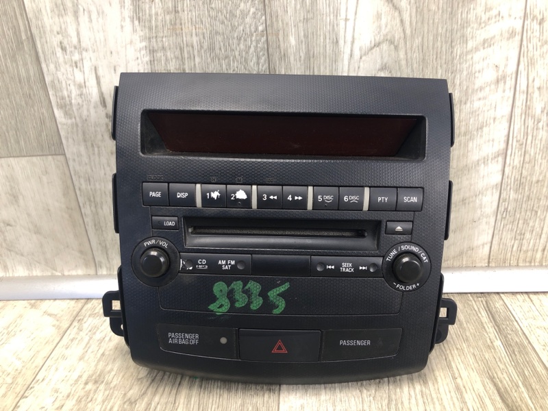 Магнитола MITSUBISHI OUTLANDER XL 05-13 2007 2.4 4B12 8002A073XA Б/У