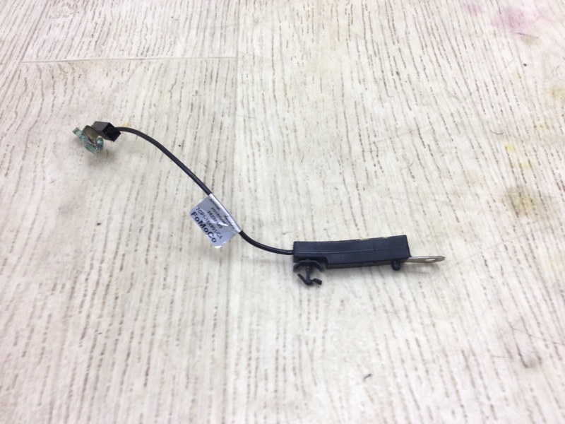 Усилитель антенны FORD FUSION 14- 2017 SEDAN C20HDTX 7CPZ-18K891-C Б/У