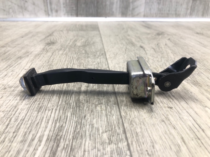 Ограничитель двери задний левый NISSAN QASHQAI/ROGUE SPORT 14- J11 2.0L MR20DD