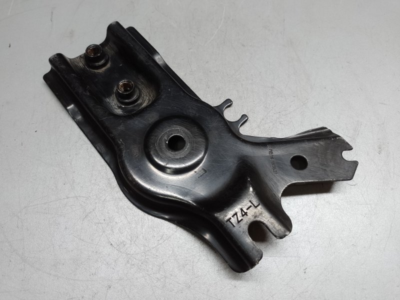 Крепление балки подвески переднее левое TLX 14-17 2016 2.4 K24W7