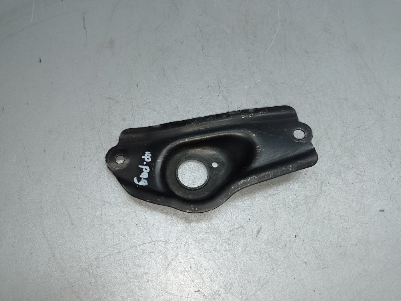 Крепление радиатора правое ACURA TLX 14-17 2016 2.4 K24W7 74171-TZ3-A00 Б/У