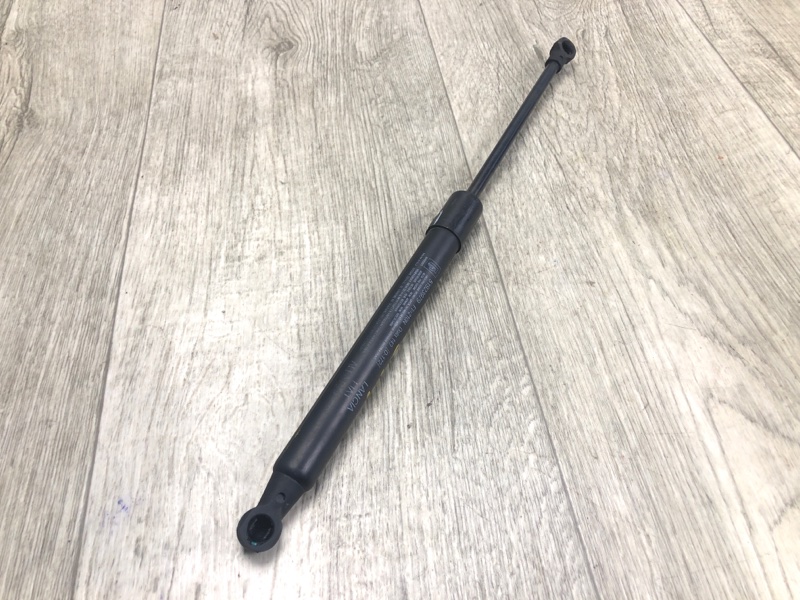 Амортизатор капота FIAT 500L (330) 12-17 2013 HATCHBACK 1.4 16V TURBO 52216615 Б/У