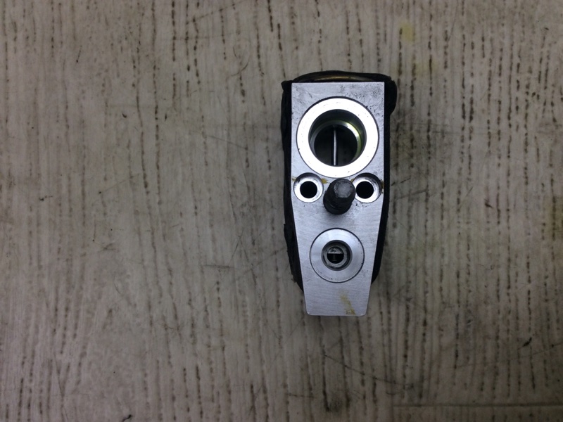 Клапан кондиционера FORD FUSION 14- SEDAN C20HDTX